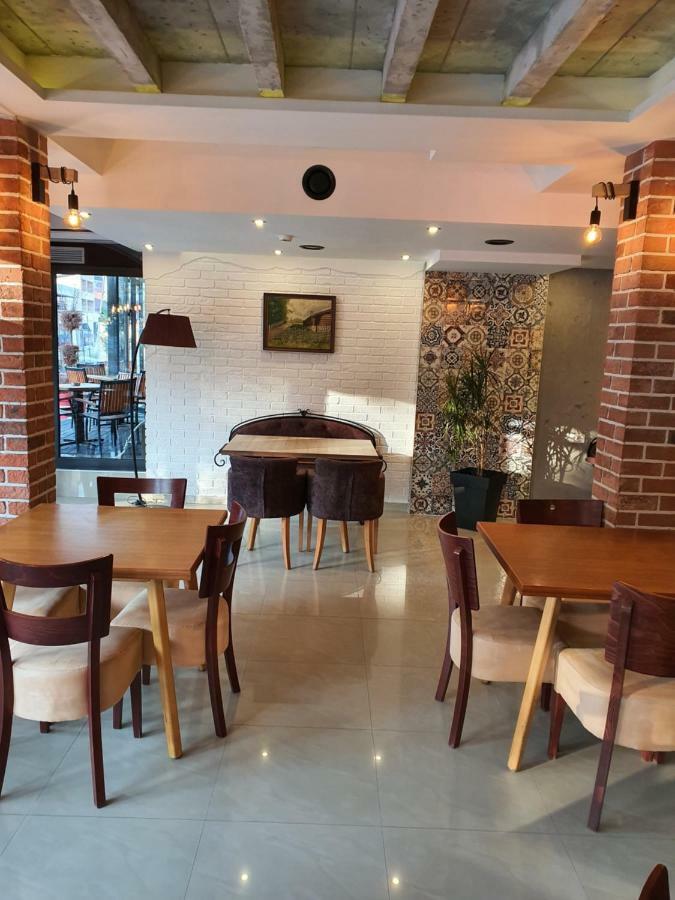 Motel & Restaurant Dar Novi Pazar Eksteriør billede